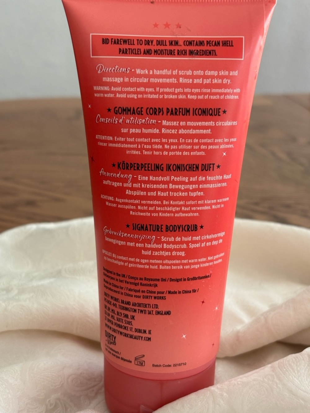 Dirty Works Lovely Scrubbly Body Scrub - Coral - Picture 4 of 7